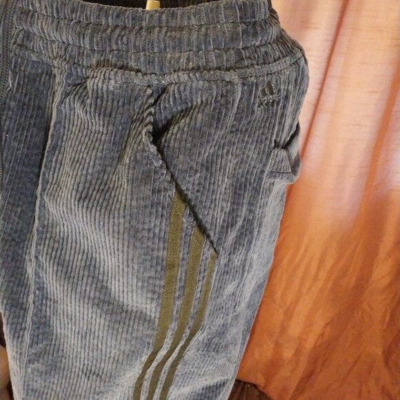 Adidas Ivy Park Halls of Ivy Corduroy Sweat Pants (HG2525) - Picture 3 of 10